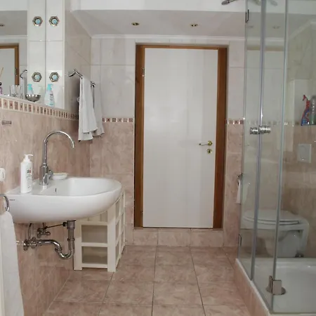 Apartament Mayener Jung Mit Schoenem Innenhof *