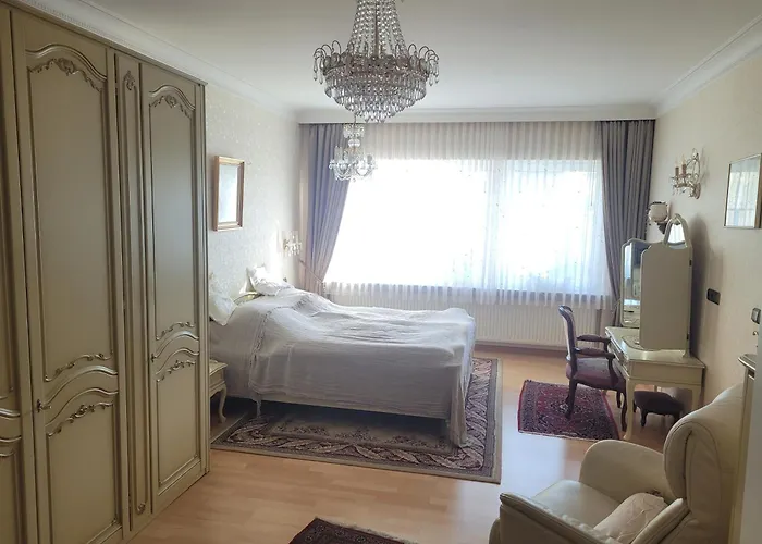 公寓 Mayener Jung Mit Schoenem Innenhof *