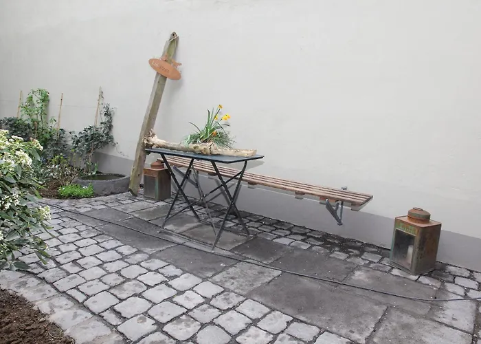 Mayener Jung Mit Schoenem Innenhof * Mayen