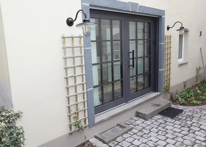 Διαμέρισμα Mayener Jung Mit Schoenem Innenhof *